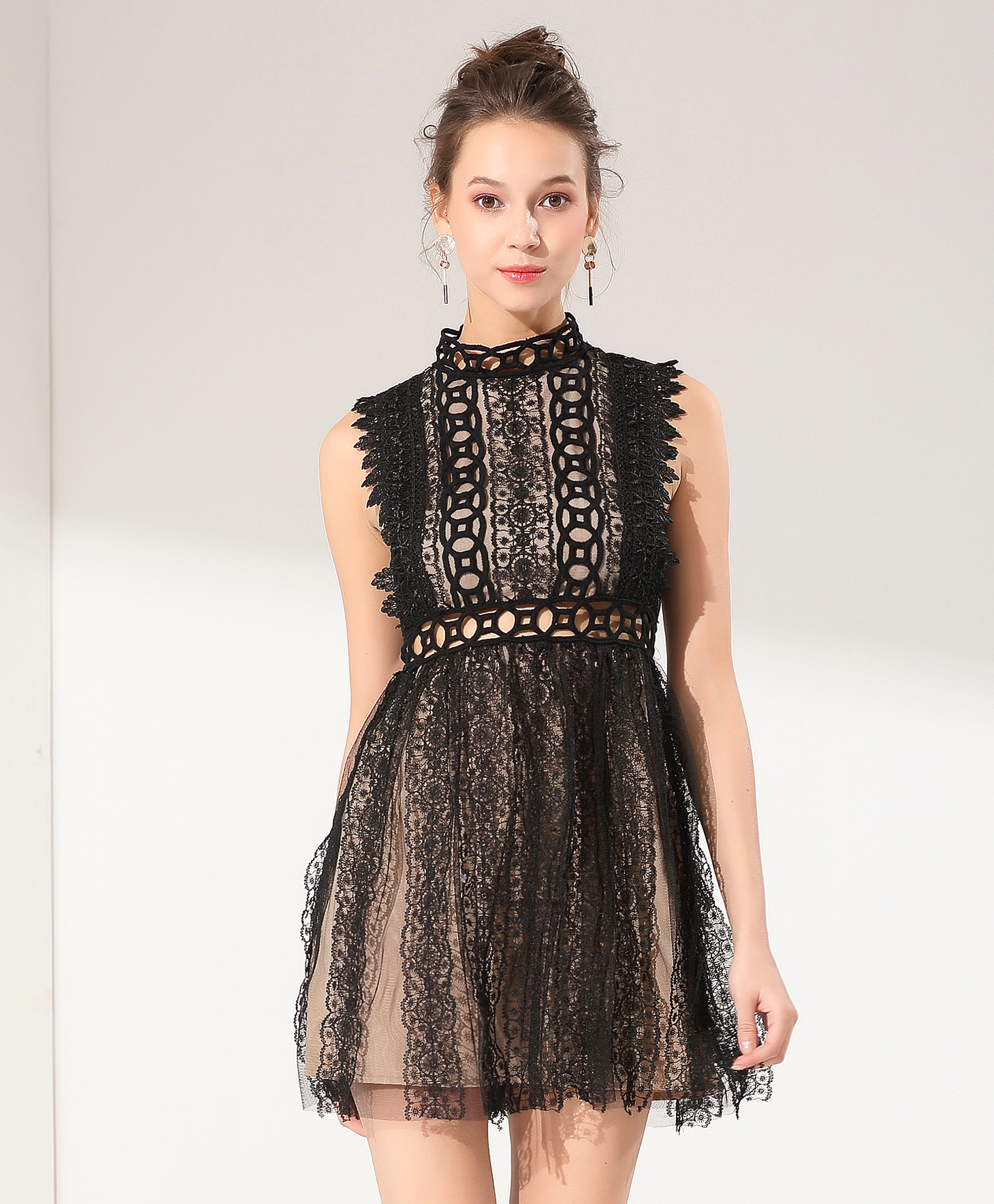 Cocktail dress - Lace cocktail dress